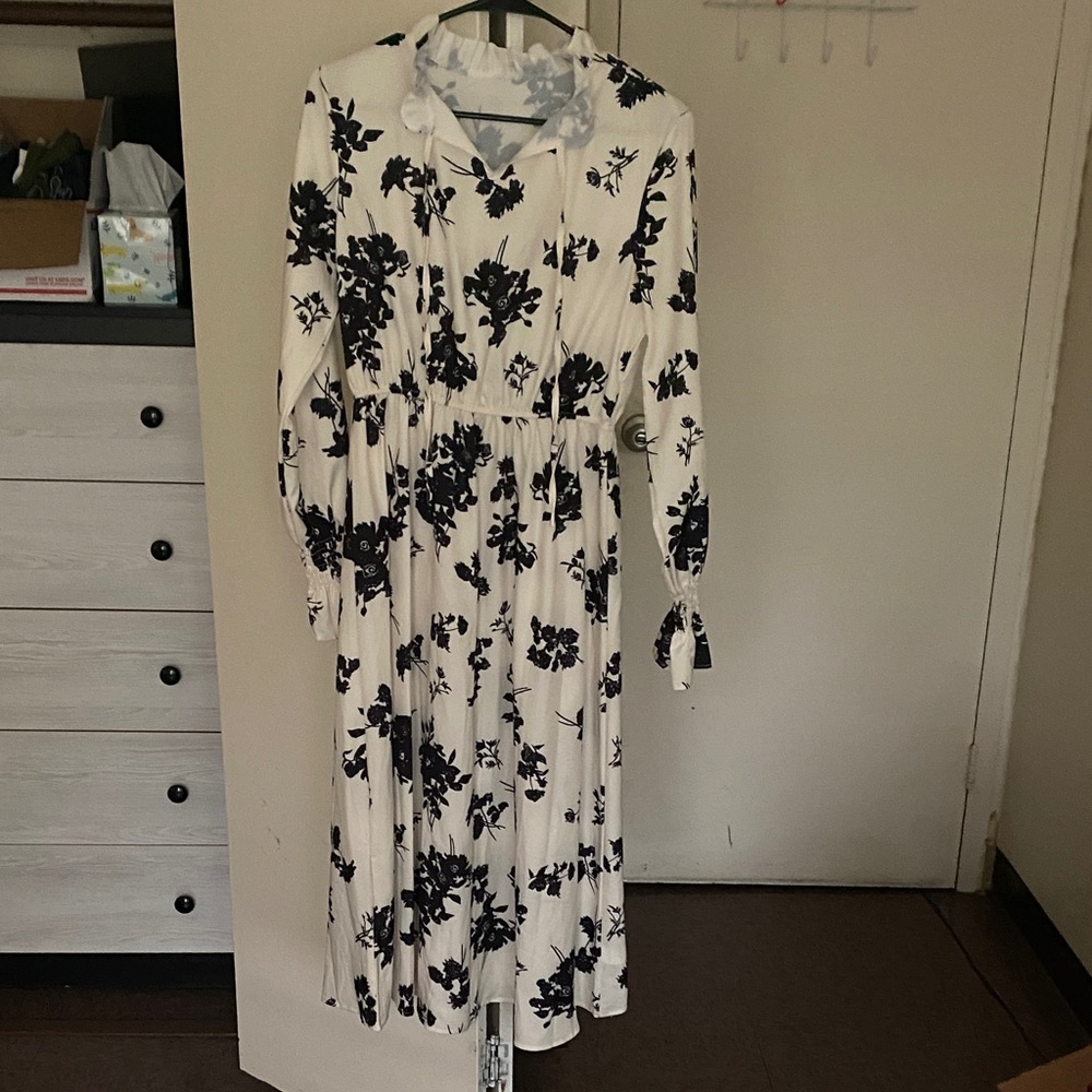 Floral Black and White Women's Dress